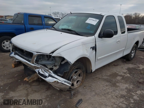 2003 Ford F-150 XL with VIN 1FTRX17W43NA31343, listed as a IAAI auction lot 41576625 with 1 mi miles. Bid and sale history available at carsss.com. Image 2.