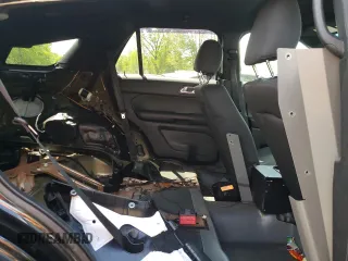 2017 Ford Police Interceptor Utility z VIN 1FM5K8AR1HGD14055, wystawiony jako Copart lot #55634075 z przebiegiem Nie podano mil oraz Szkoda całkowita • Salvage title. Historia ofert i sprzedaży dostępna na DreamBid. Obrazek 11.