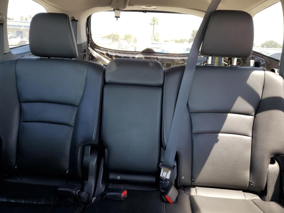 2021 Honda Pilot Special Edition with VIN 5FNYF6H28MB023432, listed as a Copart auction lot 55841035 with 61,203 mi miles and Salvage title. Bid and sale history available at DreamBid. Image 10.