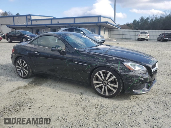 2018 Mercedes-Benz SLC 300 z VIN WDDPK3JA0JF151653, wystawiony jako Copart lot #85726674 z przebiegiem 25 147 mil mil oraz Szkoda całkowita • Salvage title. Historia ofert i sprzedaży dostępna na DreamBid. Obrazek 4.