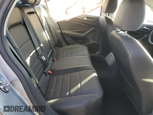 2022 Volkswagen Jetta SE with VIN 3VW7M7BU8NM004469, listed as a Copart auction lot 41758645 with 39,124 mi miles and Salvage title. Bid and sale history available at DreamBid. Image 11.