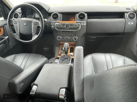 2013 Land Rover LR4 HSE with VIN SALAG2D40DA682332, listed as a Copart auction lot 55495535 with 116,937 mi miles and Clean Title. Bid and sale history available at DreamBid. Image 9.