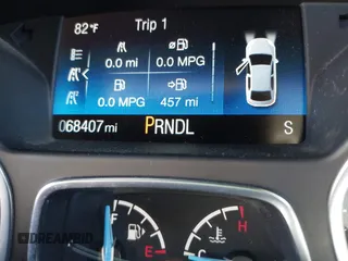 2017 Ford Focus SE с VIN 1FADP3F2XHL308915, выставлен на аукционе IAAI как лот 42673900 с пробегом 68 407 миль миль и . История ставок и продаж доступна на DreamBid. Изображение 16.