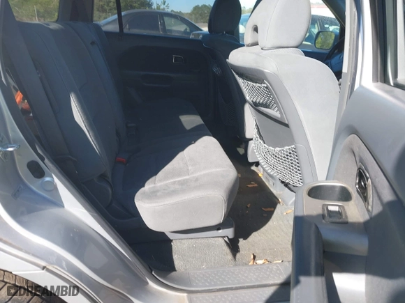 2008 Honda Pilot SE with VIN 5FNYF28388B027391, listed as a IAAI auction lot 41861572 with 183,714 mi miles. Bid and sale history available at carsss.com. Image 8.