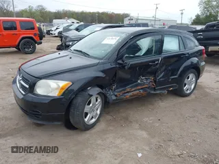2009 Dodge Caliber SXT z VIN 1B3HB48A79D236542, wystawiony jako IAAI lot #42138476 z przebiegiem Nie podano mil oraz . Historia ofert i sprzedaży dostępna na DreamBid. Obrazek 2.