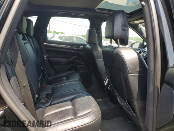 2016 Porsche Cayenne with VIN WP1AA2A26GKA10672, listed as a Copart auction lot 61855655 with 134,734 mi miles and Clean title. Bid and sale history available at DreamBid. Image 11.