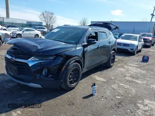 2020 Chevrolet Blazer LT z VIN 3GNKBHRS5LS678981, wystawiony jako IAAI lot #41882477 z przebiegiem Nie podano mil oraz . Historia ofert i sprzedaży dostępna na DreamBid. Obrazek 16.