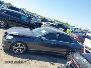 2013 Mercedes-Benz E 350 Luxury with VIN WDDHF5KB7DA660846, listed as a IAAI auction lot 41983326 with 184,211 mi miles and . Bid and sale history available at DreamBid. Image 14.
