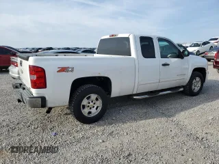 2011 Chevrolet Silverado 1500 LT with VIN 1GCRKSE32BZ174652, listed as a Copart auction lot 53080435 with 163,371 mi miles and Salvage Title. Bid and sale history available at DreamBid. Image 3.