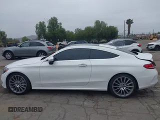 2018 Mercedes-Benz C 300 with VIN WDDWJ4JB2JF660253, listed as a IAAI auction lot 42421185 with 142,828 mi miles and . Bid and sale history available at DreamBid. Image 15.