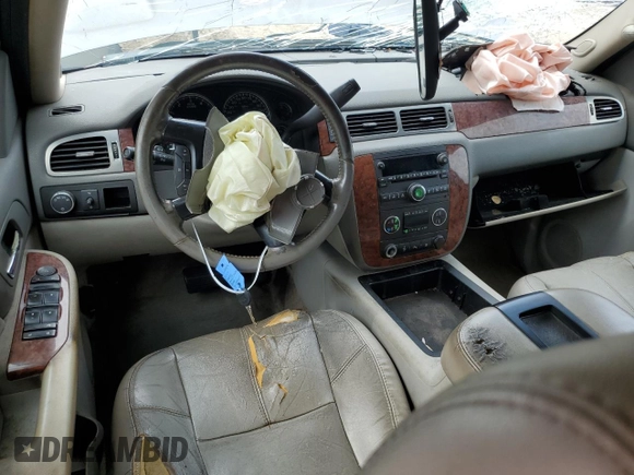 2007 Chevrolet Suburban LT with VIN 3GNFC16057G254007, listed as a Copart auction lot 57796855 with 158,225 mi miles and Salvage title. Bid and sale history available at DreamBid. Image 8.
