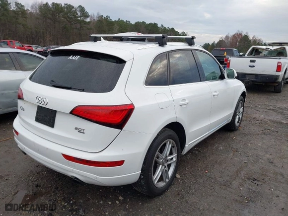 2013 Audi Q5 Premium Plus with VIN WA1LFAFP3DA008965, listed as a IAAI auction lot 41051980 with 95,802 mi miles. Bid and sale history available at carsss.com. Image 4.
