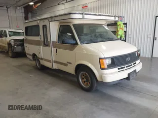1991 Chevrolet Astro z VIN 1GCDM15Z8MB180051, wystawiony jako IAAI lot #42226795 z przebiegiem 163 024 mil mil oraz . Historia ofert i sprzedaży dostępna na DreamBid. Obrazek 1.