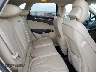 2017 Lincoln MKC Reserve with VIN 5LMCJ3C95HUL71240, listed as a Copart auction lot 60345115 with 101,711 mi miles and Salvage title. Bid and sale history available at DreamBid. Image 11.