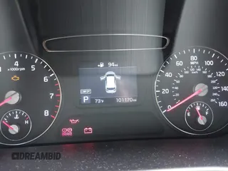 2020 Kia Sorento LX z VIN 5XYPG4A36LG644112, wystawiony jako IAAI lot #42115141 z przebiegiem 101 170 mil mil oraz . Historia ofert i sprzedaży dostępna na DreamBid. Obrazek 7.