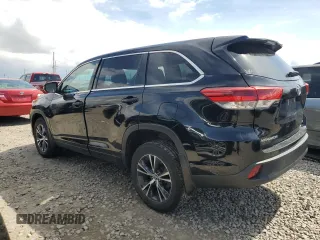 2018 Toyota Highlander LE with VIN 5TDBZRFH2JS875952, listed as a Copart auction lot 51702965 with 123,797 mi miles and Salvage title. Bid and sale history available at DreamBid. Image 2.