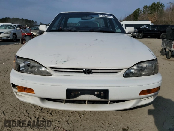 1995 Toyota Camry LE with VIN JT2GK12E3S0110799, listed as a Copart auction lot 47683795 with 46,051 mi miles and Clean Title. Bid and sale history available at carsss.com. Image 5.