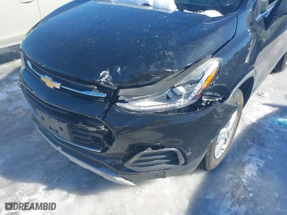 2019 Chevrolet Trax LT with VIN 3GNCJPSB9KL342271, listed as a IAAI auction lot 41606477 with 61,024 mi miles. Bid and sale history available at carsss.com. Image 6.