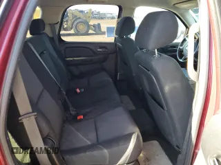 2010 GMC Yukon z VIN 1GKUKAE08AR231935, wystawiony jako Copart lot #55510035 z przebiegiem 181 097 mil mil oraz Szkoda całkowita • Salvage title. Historia ofert i sprzedaży dostępna na DreamBid. Obrazek 11.