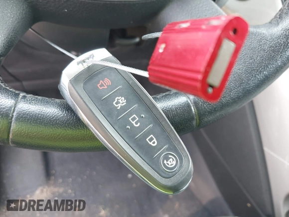 2013 Ford Escape SEL с VIN 1FMCU9HX3DUC53377, выставлен на аукционе IAAI как лот 42412129 с пробегом 140 367 миль миль и . История ставок и продаж доступна на DreamBid. Изображение 11.