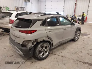2022 Hyundai Kona SEL with VIN KM8K3CAB4NU911476, listed as a IAAI auction lot 41497070 with 49,500 mi miles. Bid and sale history available at carsss.com. Image 4.