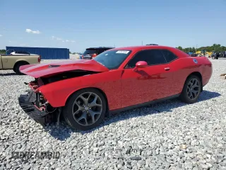 2015 Dodge Challenger SXT Plus z VIN 2C3CDZBG5FH895669, wystawiony jako Copart lot #57267935 z przebiegiem 66 777 mil mil oraz Szkoda całkowita • Salvage title. Historia ofert i sprzedaży dostępna na DreamBid. Obrazek 1.
