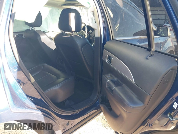 2012 Lincoln MKX with VIN 2LMDJ6JK5CBL11685, listed as a IAAI auction lot 41698099 with 155,266 mi miles. Bid and sale history available at carsss.com. Image 8.