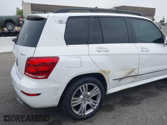 2015 Mercedes-Benz GLK 350 с VIN WDCGG8JB2FG436299, выставлен на аукционе IAAI как лот 42439186 с пробегом 129 313 миль миль и . История ставок и продаж доступна на DreamBid. Изображение 6.