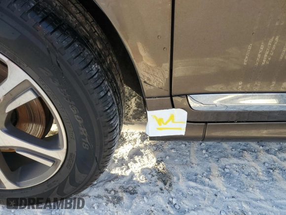2015 Volvo XC60 T6 Drive-E Platinum с VIN YV449MDM1F2698480, выставлен на аукционе Copart как лот 74591294 с пробегом 87 646 миль миль и На запчасти • Non repairable. История ставок и продаж доступна на DreamBid. Изображение 13.