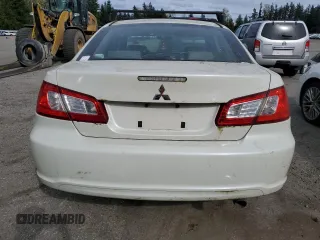 2009 Mitsubishi Galant ES z VIN 4A3AB36F39E029565, wystawiony jako Copart lot #52421295 z przebiegiem 213 344 mil mil oraz Czysty tytuł • Clean title. Historia ofert i sprzedaży dostępna na DreamBid. Obrazek 6.