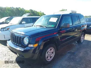 2015 Jeep Patriot Altitude z VIN 1C4NJRBB9FD155170, wystawiony jako IAAI lot #42198709 z przebiegiem 241 947 mil mil oraz . Historia ofert i sprzedaży dostępna na DreamBid. Obrazek 2.