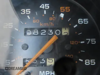 1985 Chevrolet Monte Carlo Sport SS с VIN 1G1GZ37G4FR149856, выставлен на аукционе Copart как лот 88110005 с пробегом 8 230 миль миль и Чистый • Clean title. История ставок и продаж доступна на DreamBid. Изображение 8.