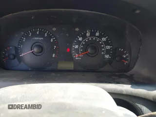 2004 Hyundai Elantra GLS z VIN KMHDN46D54U783394, wystawiony jako IAAI lot #42081704 z przebiegiem 186 301 mil mil oraz . Historia ofert i sprzedaży dostępna na DreamBid. Obrazek 7.