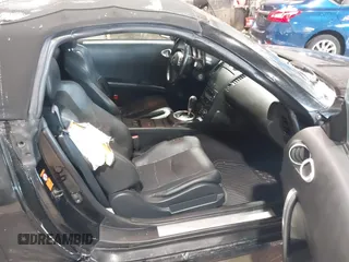 2004 Nissan 350Z Touring with VIN JN1AZ36AX4T014409, listed as a IAAI auction lot 41610945 with 86,756 mi miles. Bid and sale history available at carsss.com. Image 5.