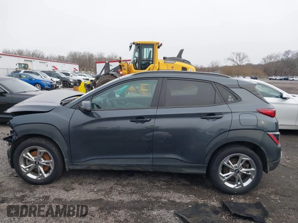 2022 Hyundai Kona SEL with VIN KM8K3CAB1NU862415, listed as a IAAI auction lot 41164542 with 100,301 mi miles. Bid and sale history available at carsss.com. Image 14.