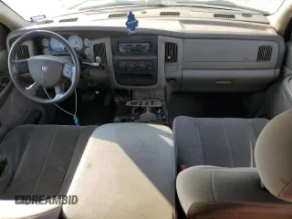2005 Dodge 2500 SLT z VIN 3D7KS28C65G848499, wystawiony jako Copart lot #44324185 z przebiegiem 246 790 mil mil oraz Czysty tytuł • Clean title. Historia ofert i sprzedaży dostępna na DreamBid. Obrazek 8.