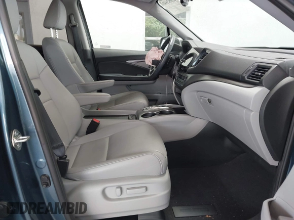 2021 Honda Pilot Special Edition with VIN 5FNYF5H27MB011413, listed as a IAAI auction lot 42082680 with 27,474 mi miles and . Bid and sale history available at carsss.com. Image 5.
