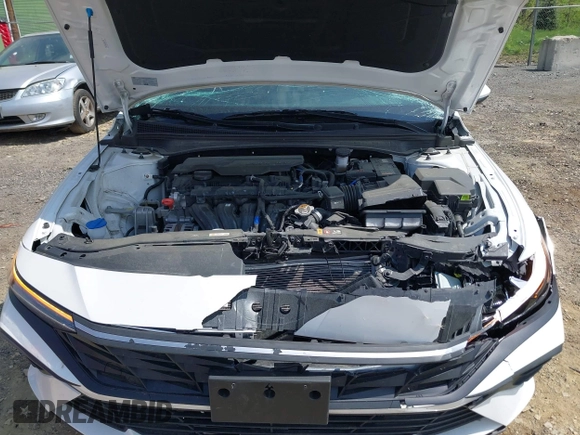 2024 Hyundai Elantra SEL with VIN KMHLM4DG5RU641629, listed as a IAAI auction lot 42137743 with 34,881 mi miles and . Bid and sale history available at DreamBid. Image 10.