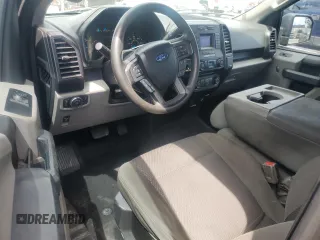 2017 Ford F-150 XL z VIN 1FTMF1CP5HKE20321, wystawiony jako Copart lot #57850035 z przebiegiem 179 640 mil mil oraz Szkoda całkowita • Salvage title. Historia ofert i sprzedaży dostępna na DreamBid. Obrazek 8.