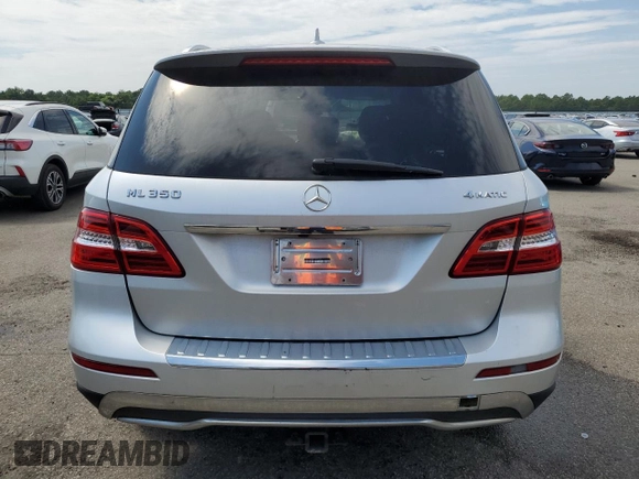 2015 Mercedes-Benz M 350 z VIN 4JGDA5HB4FA497120, wystawiony jako Copart lot #68816024 z przebiegiem 112 808 mil mil oraz Szkoda całkowita • Salvage title. Historia ofert i sprzedaży dostępna na DreamBid. Obrazek 6.