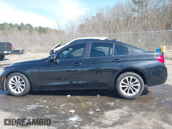 2018 BMW 3 Series 320i with VIN WBA8A9C58JAH13719, listed as a IAAI auction lot 41651935 with 85,137 mi miles. Bid and sale history available at carsss.com. Image 14.
