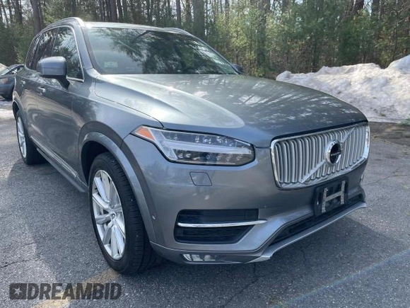2017 Volvo XC90 Inscription with VIN YV4A22PL5H1164907, listed as a Copart auction lot 49088165 with 146,090 mi miles and Clean Title. Bid and sale history available at carsss.com. Image 1.