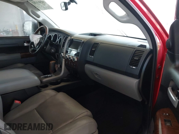 2012 Toyota Tundra 4WD Truck LTD with VIN 5TFHW5F13CX268552, listed as a IAAI auction lot 41461707 with 199,502 mi miles. Bid and sale history available at carsss.com. Image 5.
