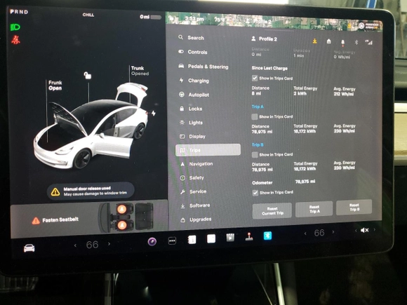 2019 Tesla Model 3 Mid Range z VIN 5YJ3E1EA3KF427229, wystawiony jako Copart lot #60881305 z przebiegiem 78 975 mil mil oraz Czysty tytuł • Clean title. Historia ofert i sprzedaży dostępna na DreamBid. Obrazek 9.