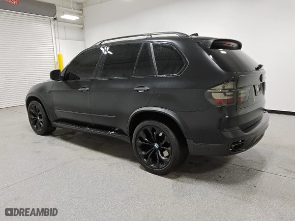 2011 BMW X5 50i with VIN 5UXZV8C54BL417751, listed as a Copart auction lot 48156535 with NaN miles and Clean Title. Bid and sale history available at carsss.com. Image 2.