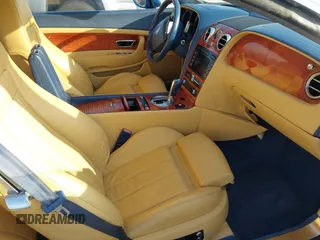 2004 Bentley Continental GT GT z VIN SCBCR63W74C022462, wystawiony jako IAAI lot #41586694 z przebiegiem 36 966 mil mil oraz . Historia ofert i sprzedaży dostępna na DreamBid. Obrazek 5.