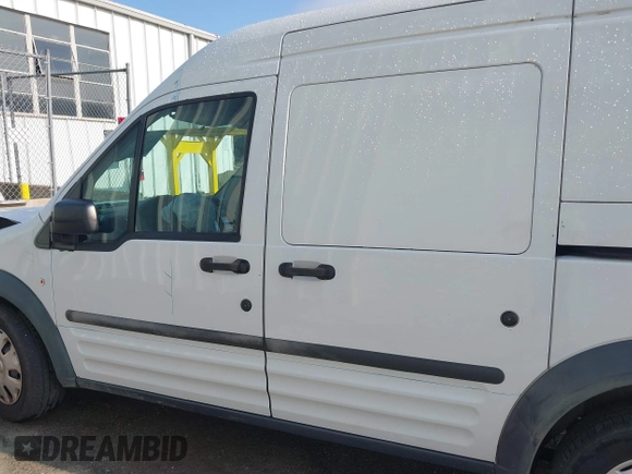 2013 Ford Transit Connect XL с VIN NM0LS7AN1DT156902, выставлен на аукционе IAAI как лот 42389656 с пробегом 128 277 миль миль и . История ставок и продаж доступна на DreamBid. Изображение 14.