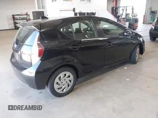 2016 Toyota Prius One with VIN JTDKDTB39G1122091, listed as a IAAI auction lot 41976436 with 82,118 mi miles and . Bid and sale history available at DreamBid. Image 4.