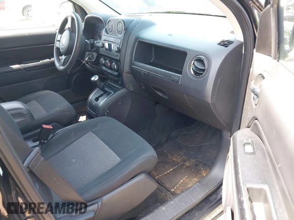 2013 Jeep Compass Sport with VIN 1C4NJCBB6DD102369, listed as a IAAI auction lot 42027866 with 149,937 mi miles. Bid and sale history available at carsss.com. Image 5.