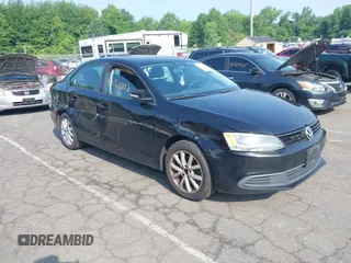 2012 Volkswagen Jetta SE с VIN 3VWDP7AJ1CM337742, выставлен на аукционе IAAI как лот 42561002 с пробегом 239 199 миль миль и . История ставок и продаж доступна на DreamBid. Изображение 1.